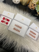 Load image into Gallery viewer, Customized Press-On Nails